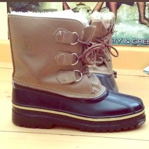 Sorel Rubber Sole Snow Boots